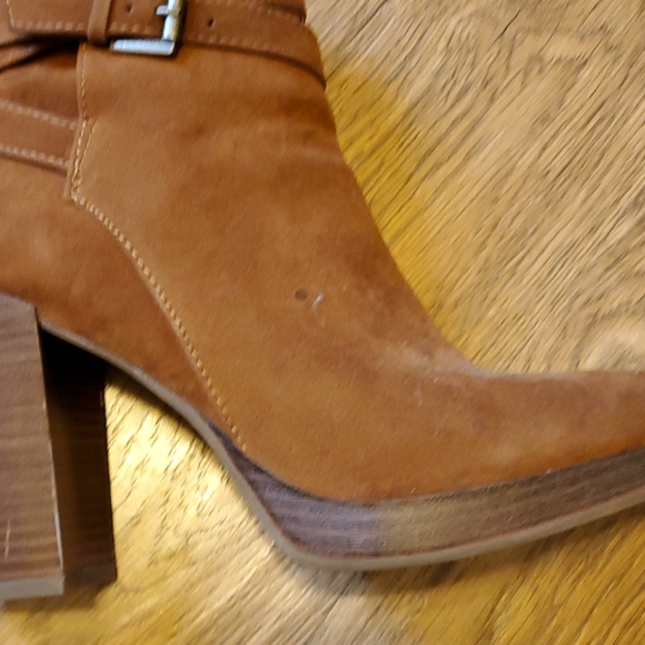 A New Day Ankle Boots - Picture 5 of 8